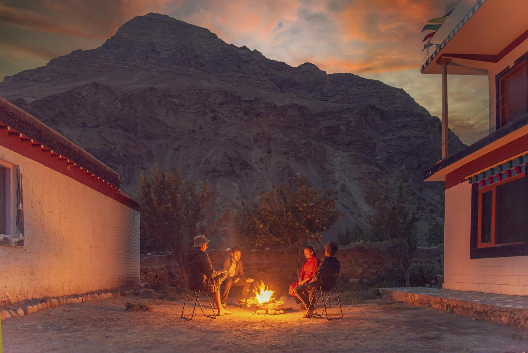 Echor Mud Huts Tabo, Spiti Valley Kaza Ngoại thất bức ảnh